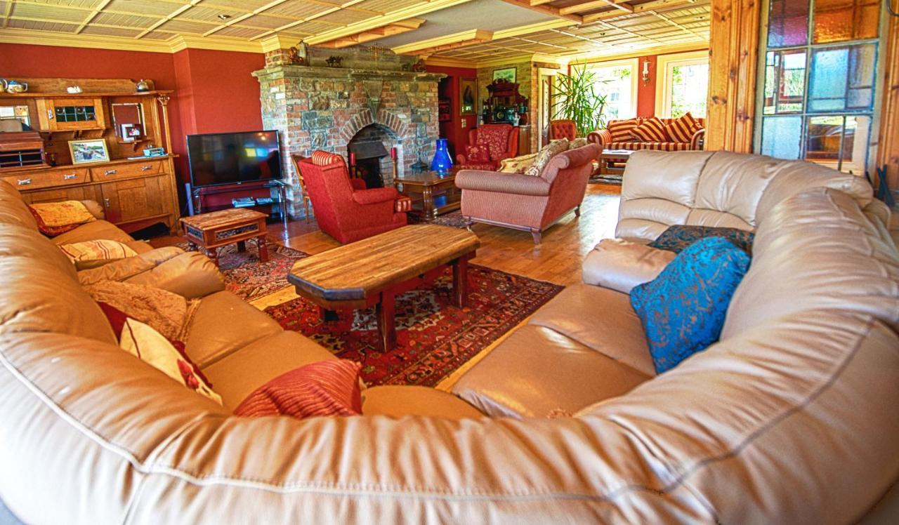 Dulrush Lodge Guest House, Restaurant And Self-Catering Белийк Екстериор снимка