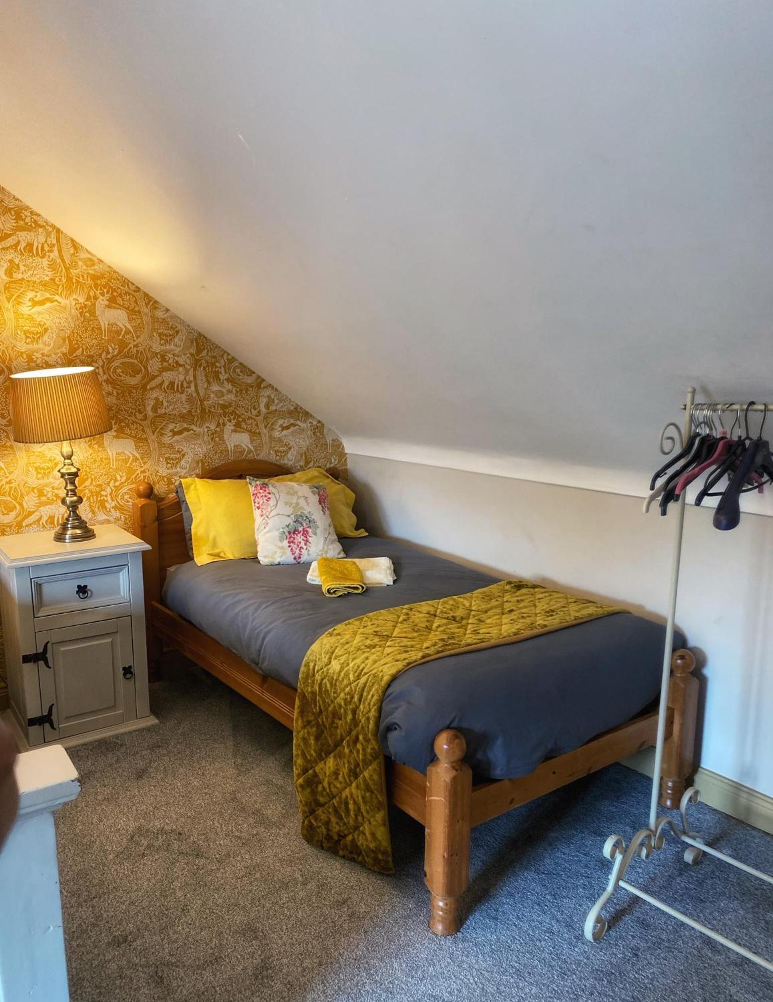 Dulrush Lodge Guest House, Restaurant And Self-Catering Белийк Екстериор снимка